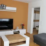 Spacious, Modern 1-Bdrm Apt Near Vic & Austria Ctr