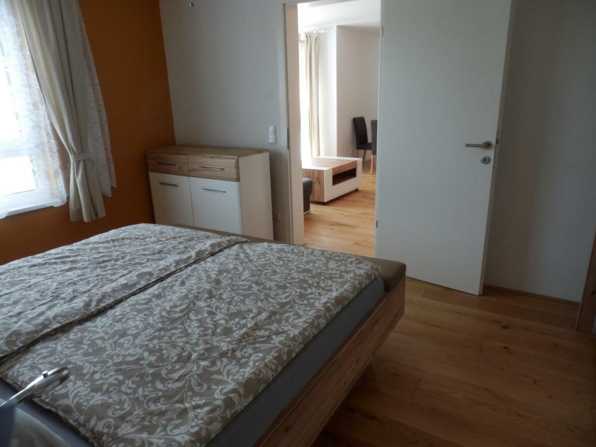 Spacious, Modern 1-bdrm Apt Near Vic & Austria Ctr * Wien